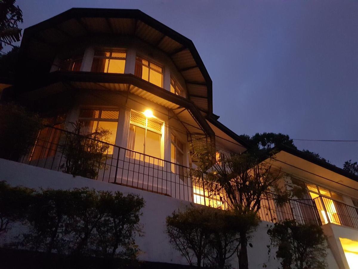 Che'S Villa Kandy Bagian luar foto